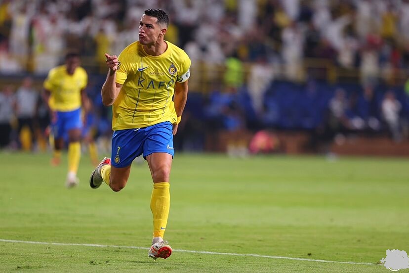 CRISTIANO RONALDO bude na kurtu vždy silným reprezentantem